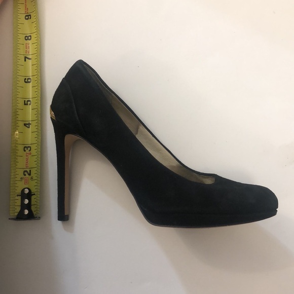 Michael Kors 6.5 High Heels Platform Black Suede Gold detail Excellent Condition - Picture 10 of 10